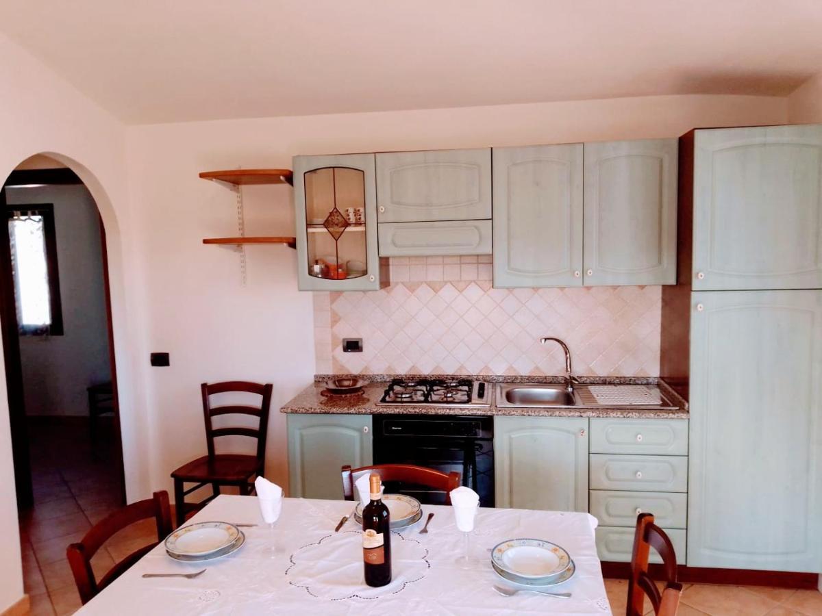 Residenza Rosa Maria Appartement Orosei Buitenkant foto