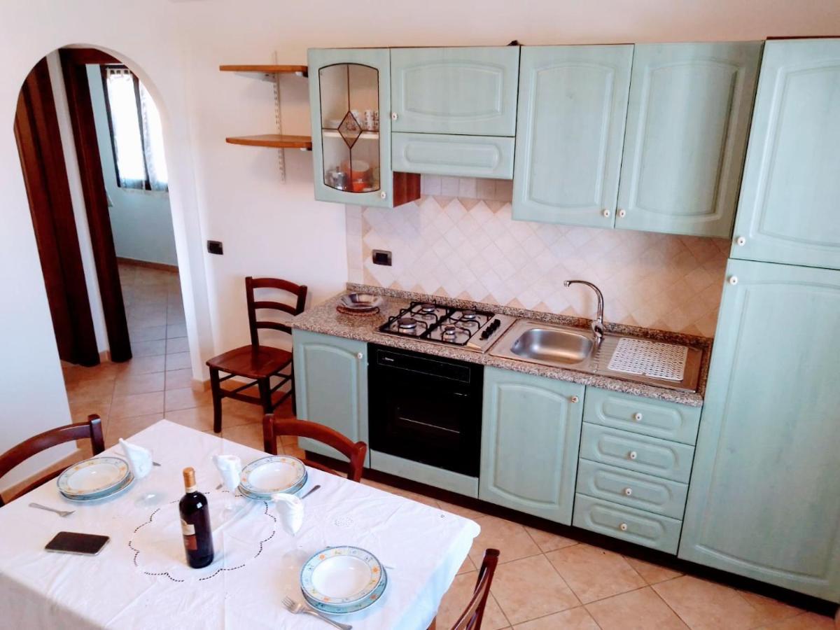 Residenza Rosa Maria Appartement Orosei Buitenkant foto