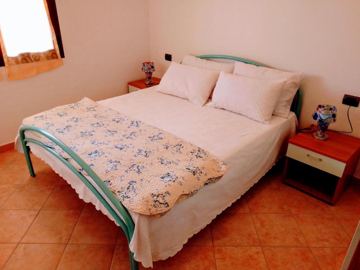 Residenza Rosa Maria Appartement Orosei Buitenkant foto
