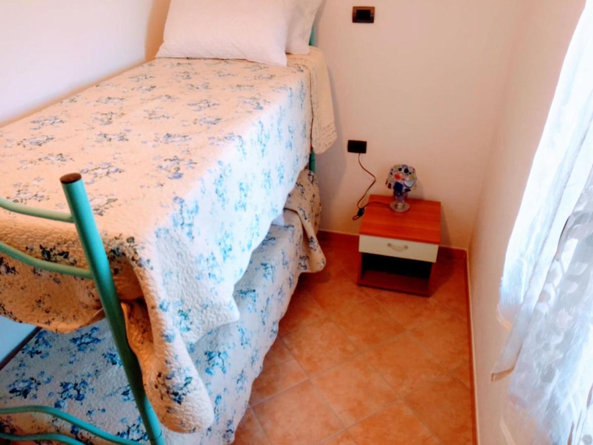 Residenza Rosa Maria Appartement Orosei Buitenkant foto