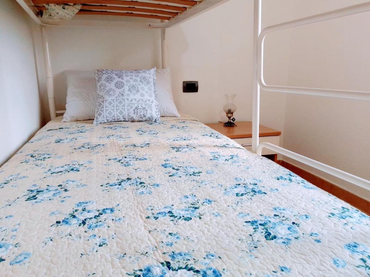 Residenza Rosa Maria Appartement Orosei Buitenkant foto