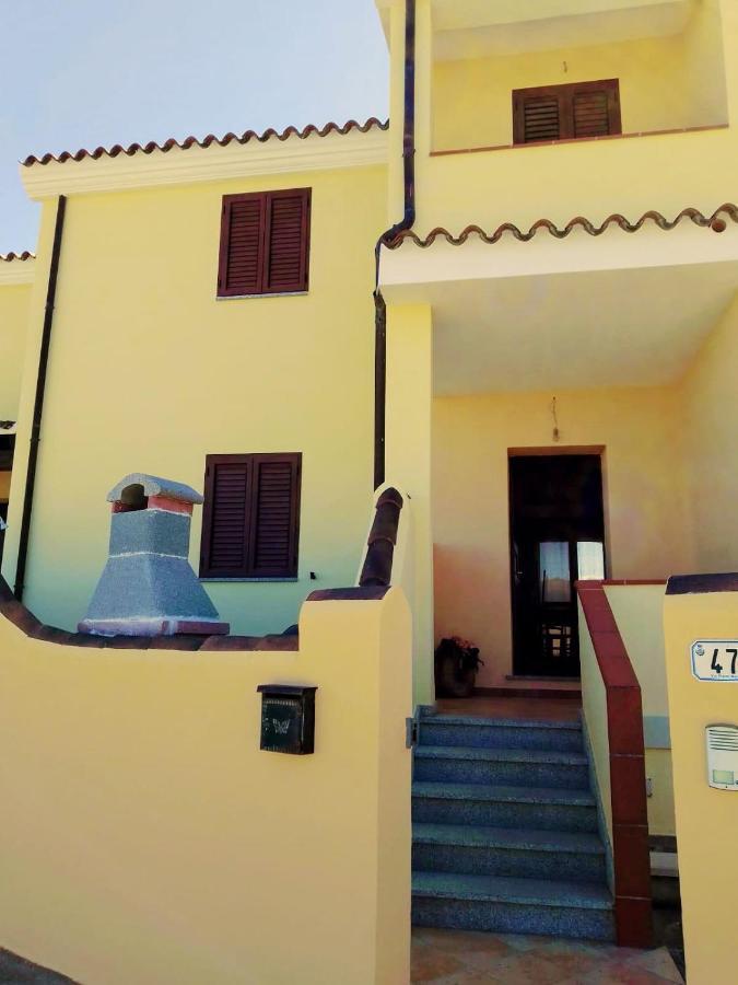 Residenza Rosa Maria Appartement Orosei Buitenkant foto