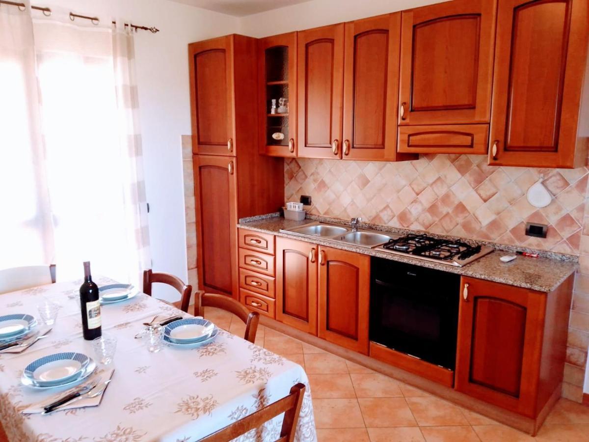 Residenza Rosa Maria Appartement Orosei Buitenkant foto